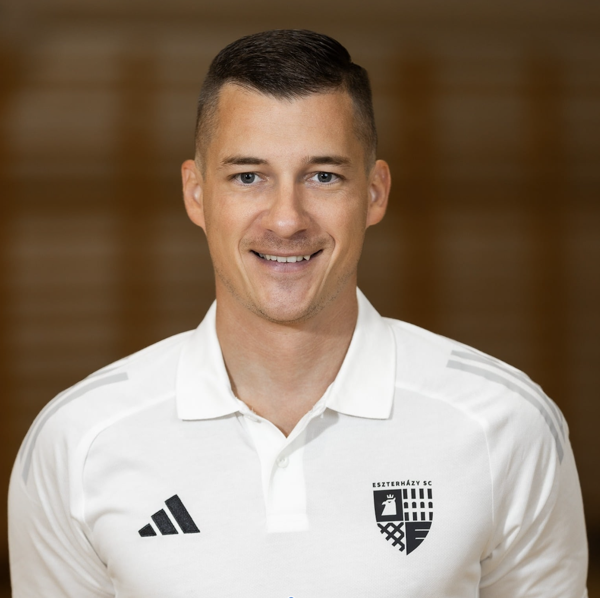 Kővári Viktor